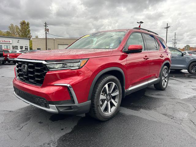 Used 2023 Honda Pilot Touring image 7