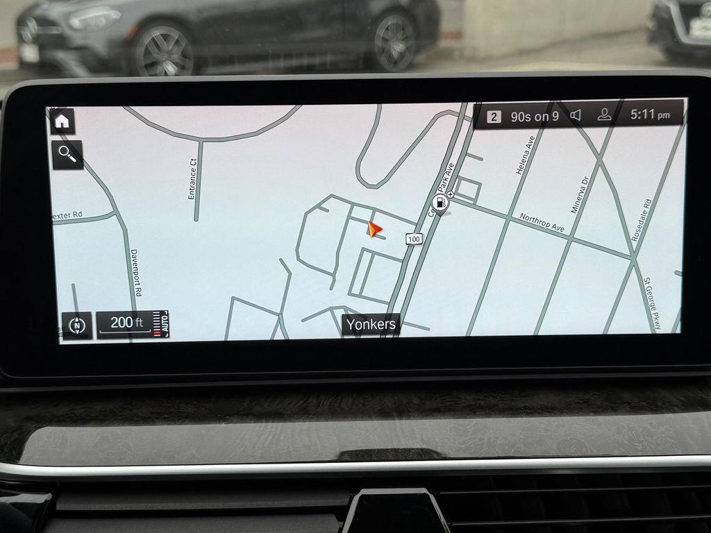 Used 2022 BMW M550i xDrive w/ Dynamic Handling Package image 15