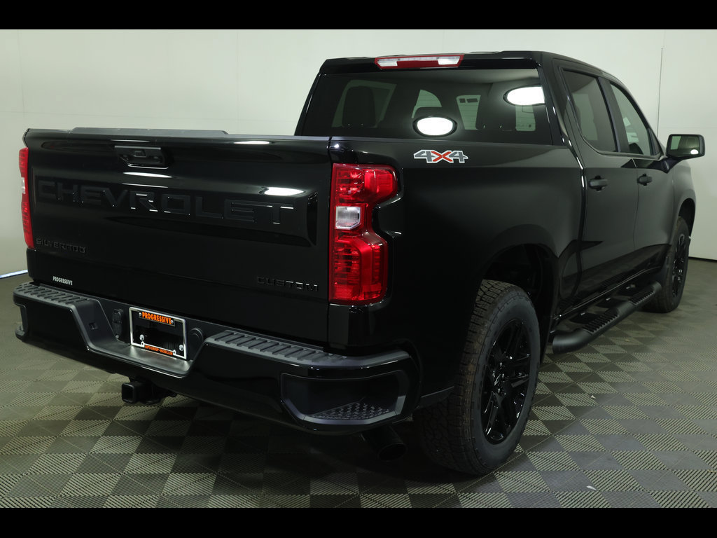 New 2026 Chevrolet Silverado 1500 Custom w/ Turbomax Blackout Package AWD/4WD image 14