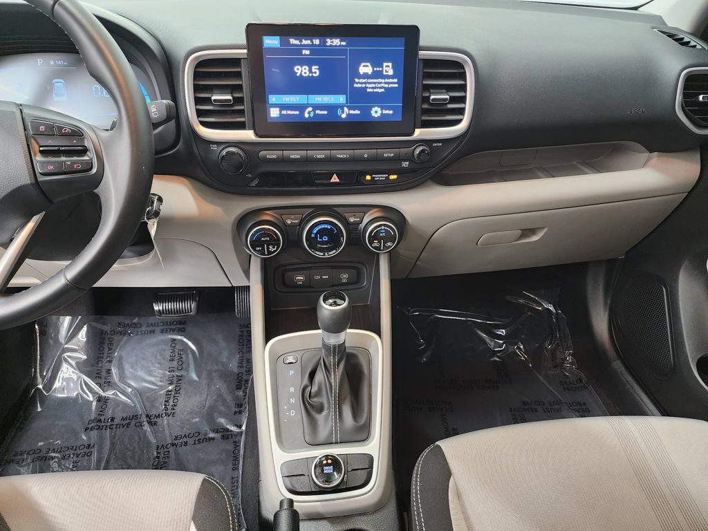 Used 2023 Hyundai Venue SEL w/ Cargo Package FWD image 16