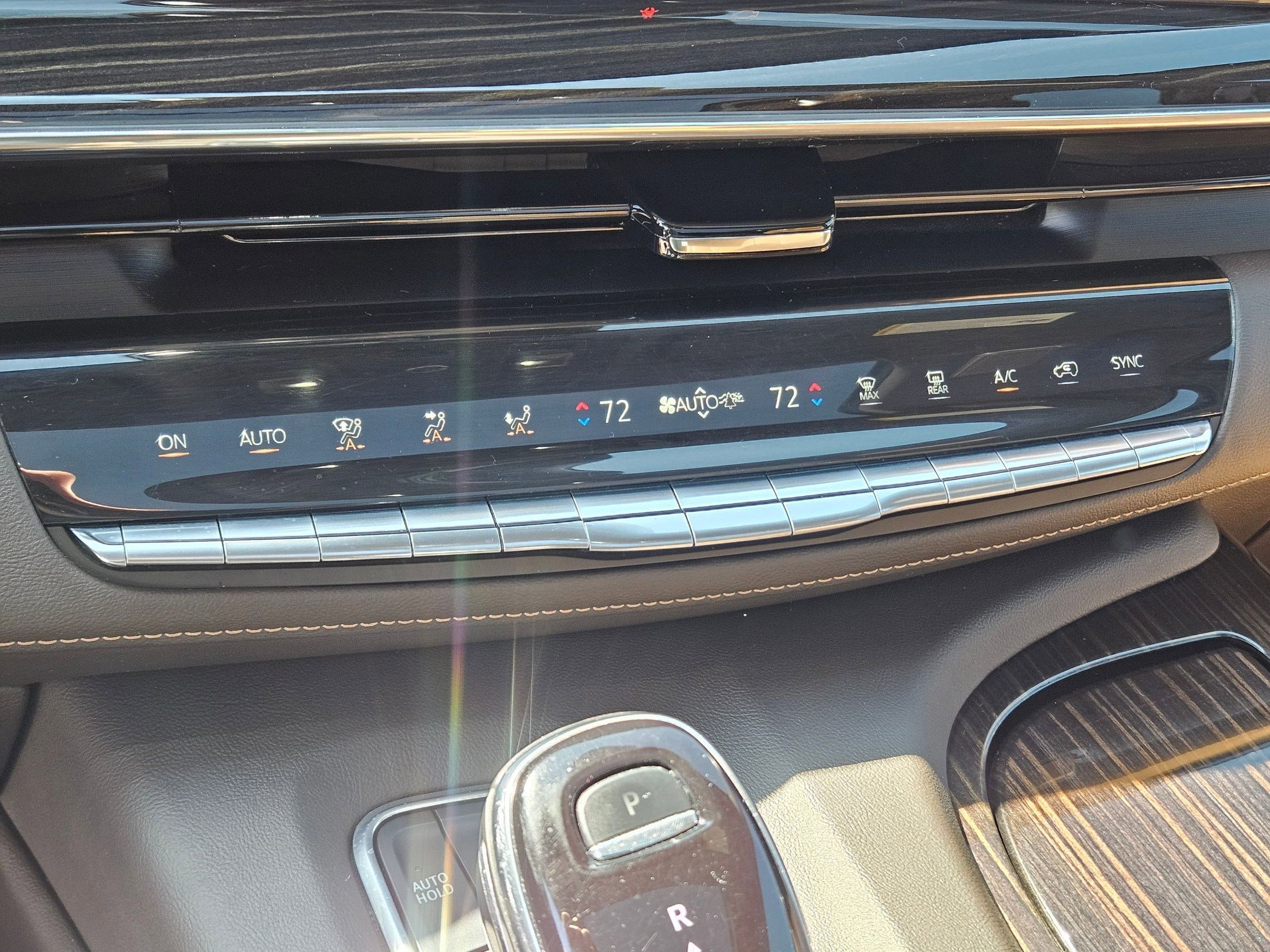 Used 2021 Cadillac Escalade Sport w/ Driver Assist Tech Package AWD/4WD image 28