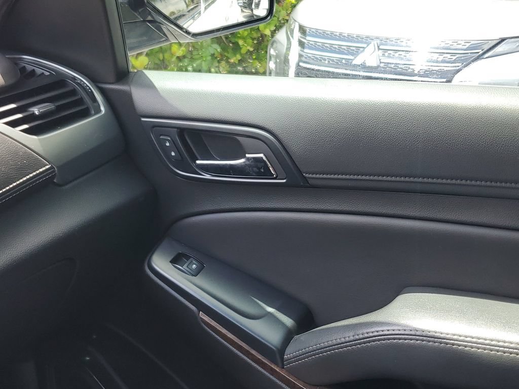 Used 2019 Chevrolet Tahoe LS RWD image 28