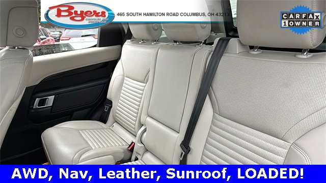 Used 2024 Land Rover Discovery S image 6