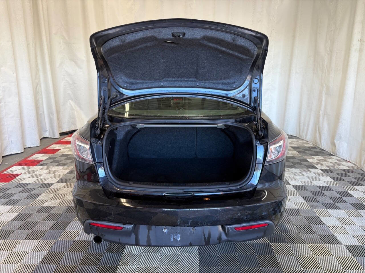 Used 2010 MAZDA MAZDA3 i Touring FWD image 10