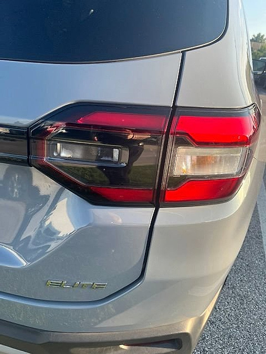 Used 2025 Honda Pilot Elite image 9