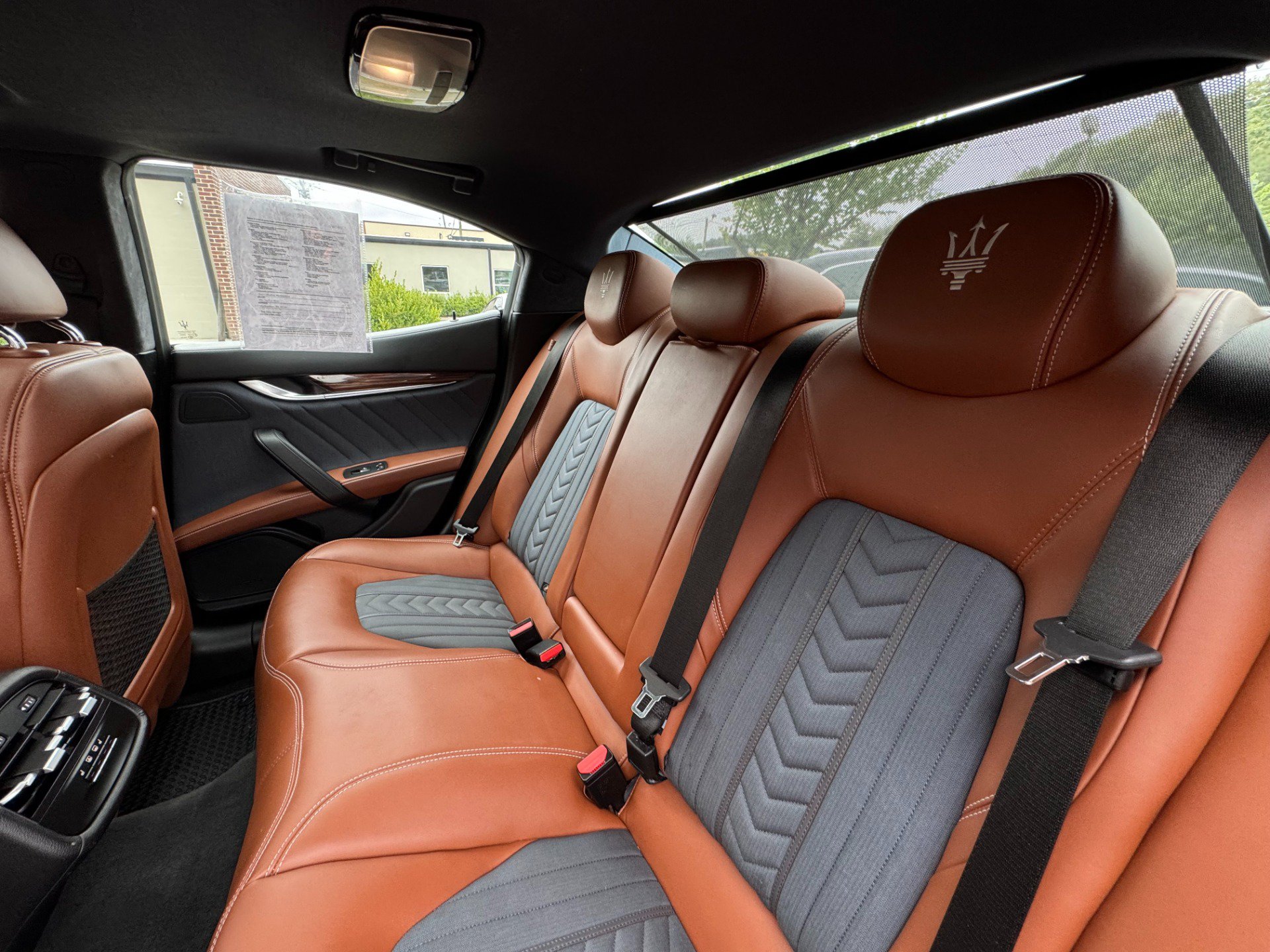 Used 2018 Maserati Ghibli S GranLusso AWD/4WD image 19