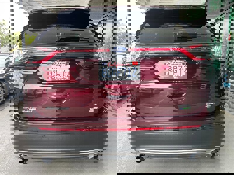 Used 2018 Ford Edge SEL w/ Equipment Group 201A image 14