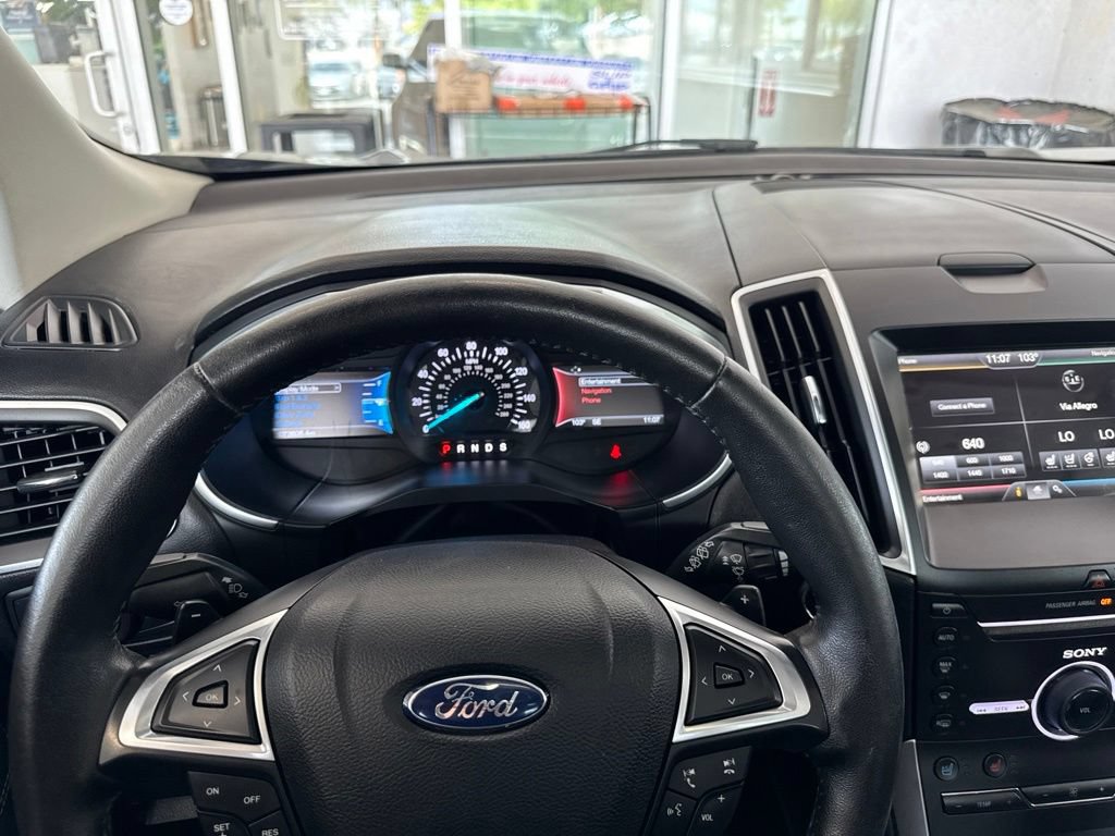 Used 2015 Ford Edge Titanium w/ Equipment Group 301A FWD image 13