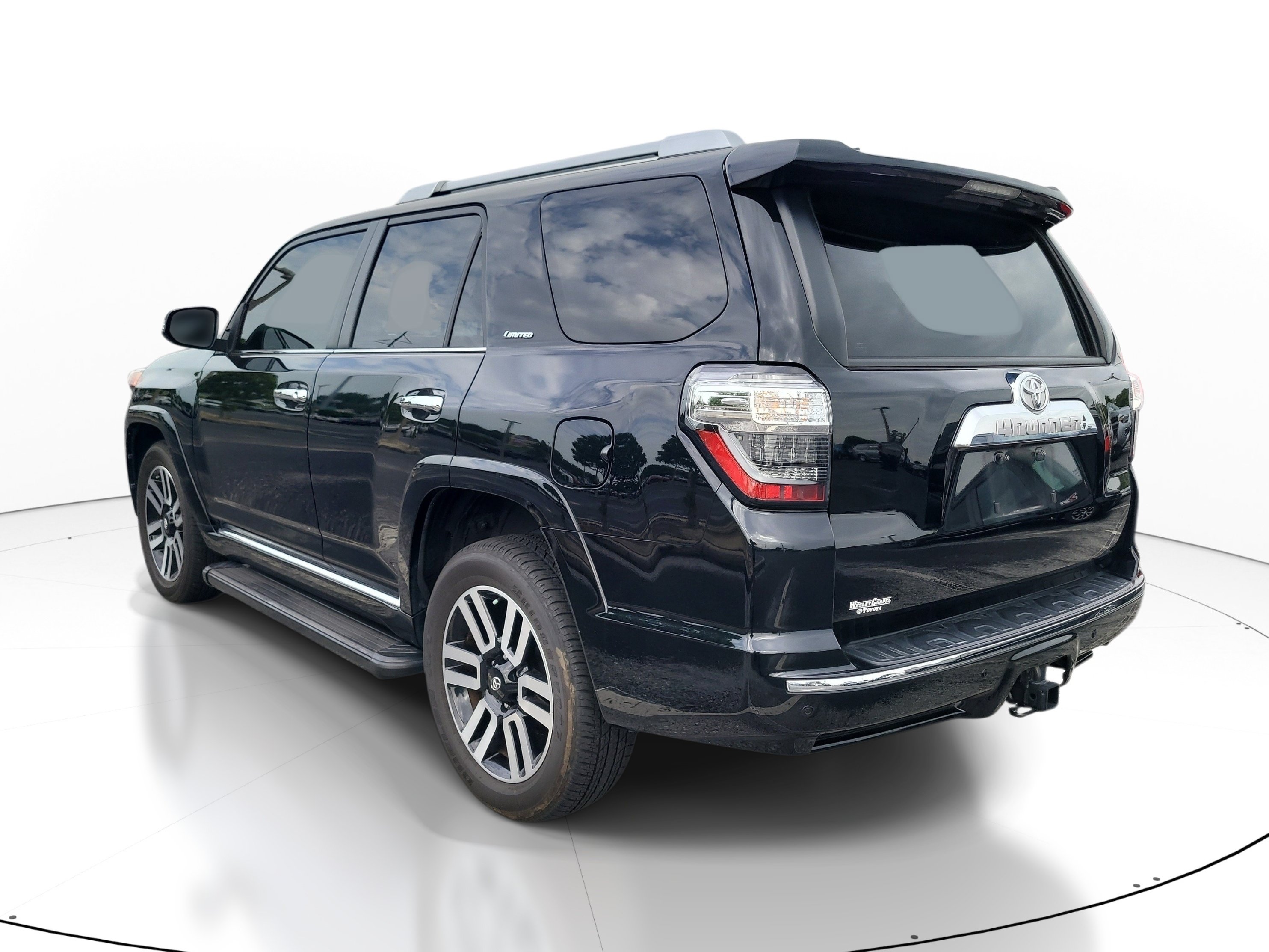 Used 2024 Toyota 4Runner Limited RWD image 5