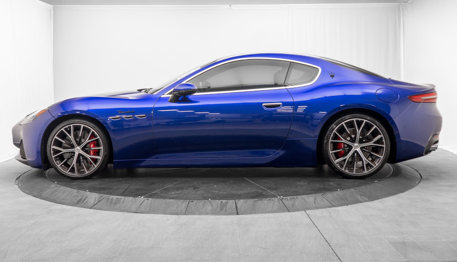 Used 2024 Maserati GranTurismo Modena AWD/4WD image 4