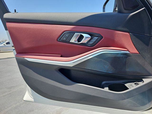 Used 2024 BMW 330i Sedan w/ Convenience Package image 27