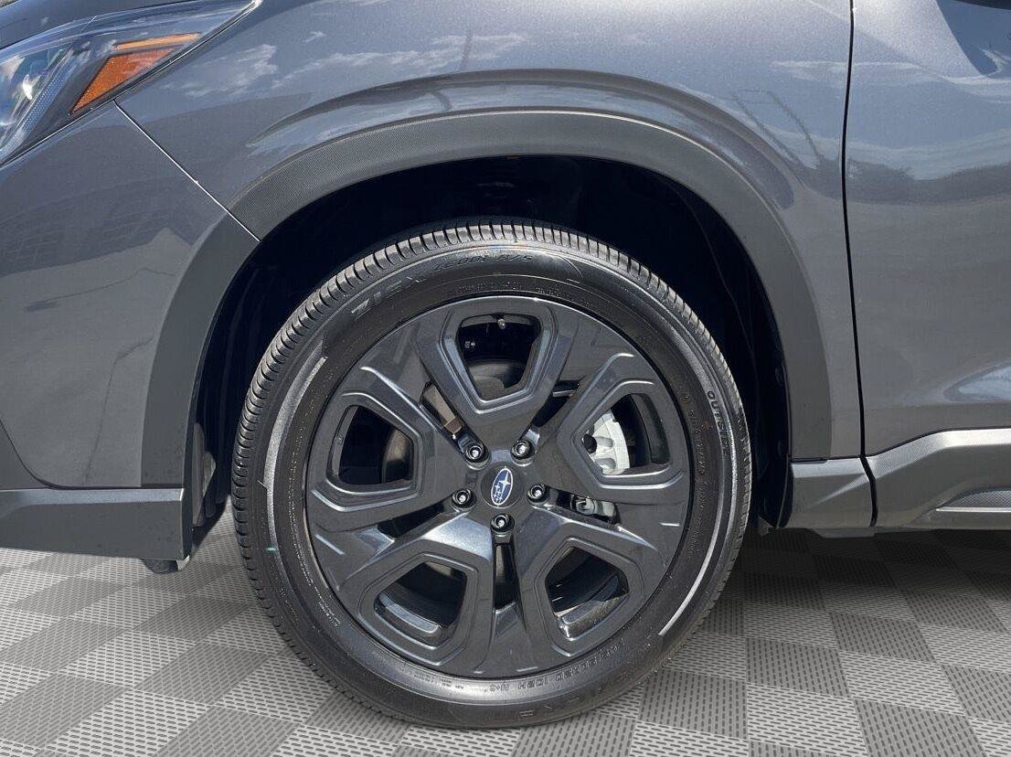 Certified 2025 Subaru Ascent Bronze Edition AWD/4WD image 9