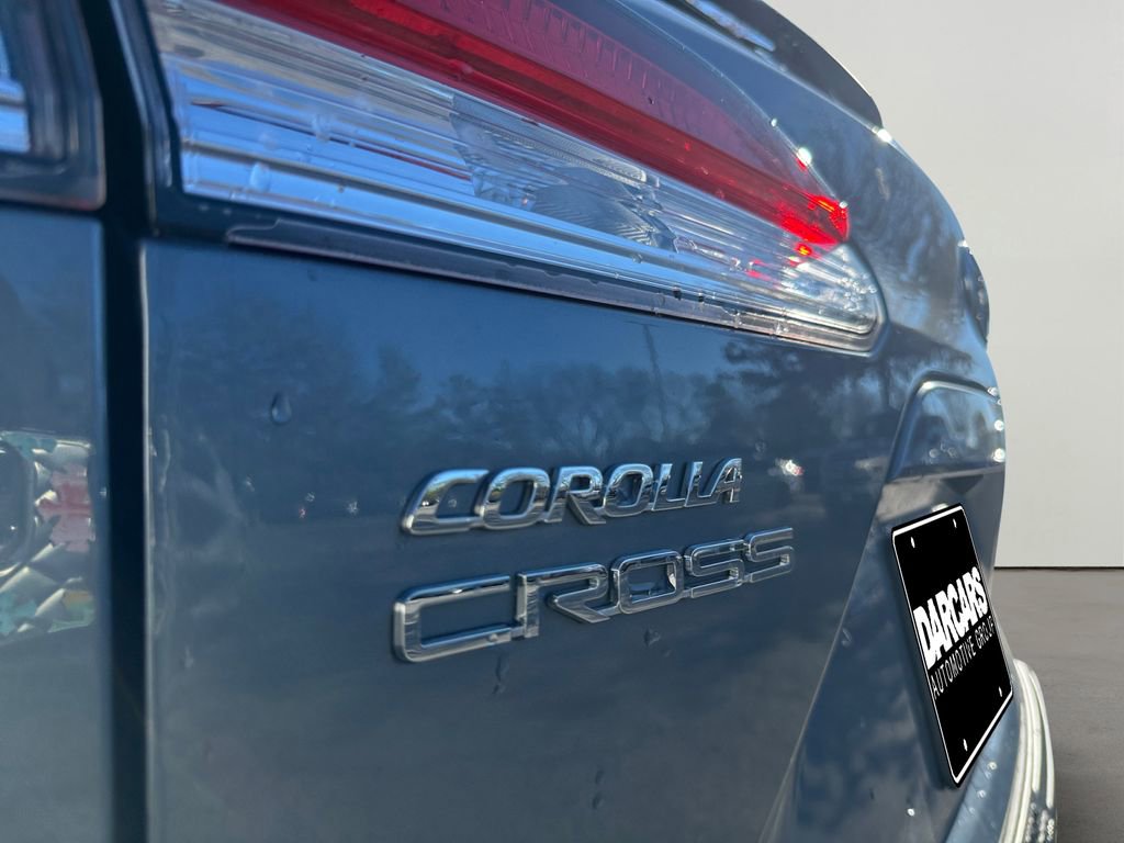 Used 2024 Toyota Corolla Cross LE image 30