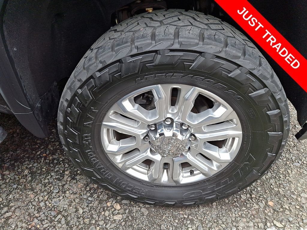 Used 2022 GMC Sierra 2500 Denali w/ Denali Ultimate Package AWD/4WD image 9