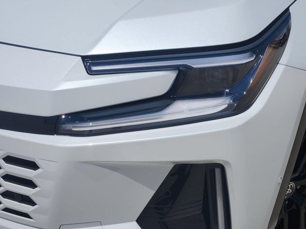New 2026 Toyota RAV4 XSE AWD/4WD image 6