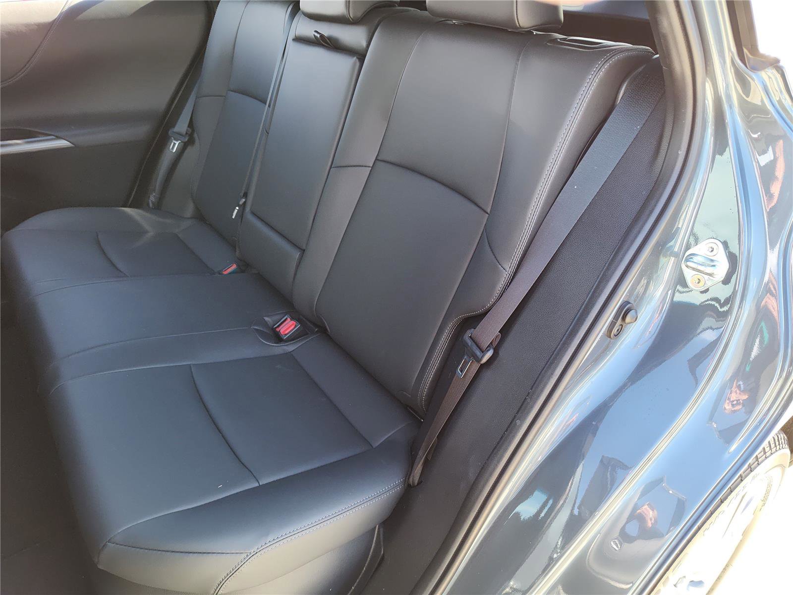 Used 2024 Toyota Venza XLE image 26