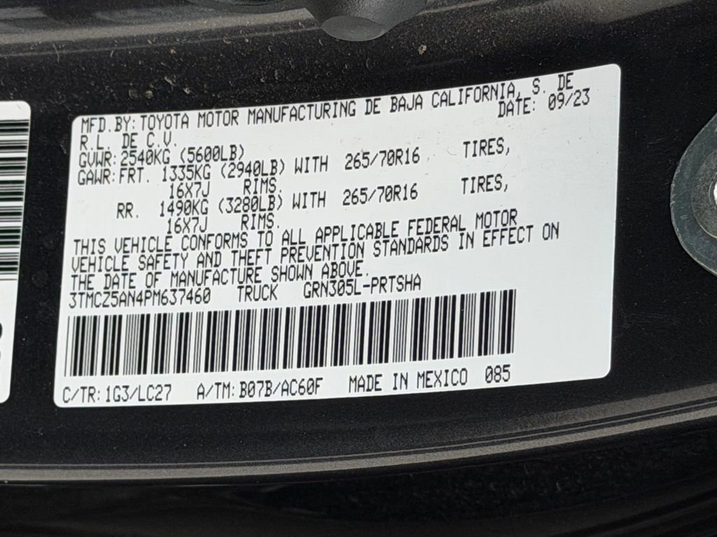 Used 2023 Toyota Tacoma TRD Off-Road w/ TRD Premium Off Road Package image 36