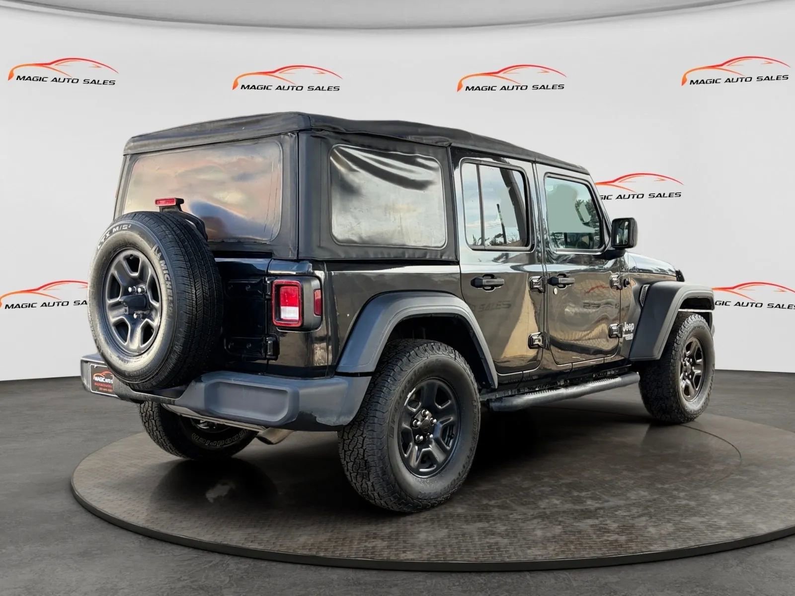Used 2020 Jeep Wrangler Unlimited Sport AWD/4WD image 44