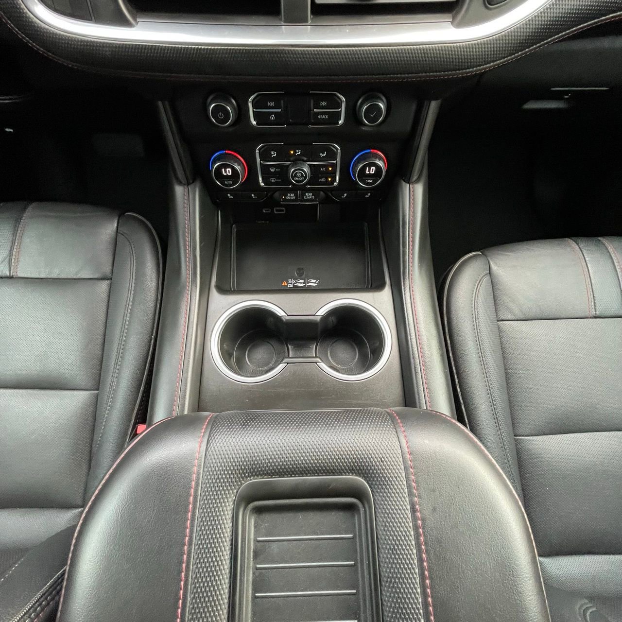 Used 2022 Chevrolet Tahoe RST w/ Luxury Package AWD/4WD image 19