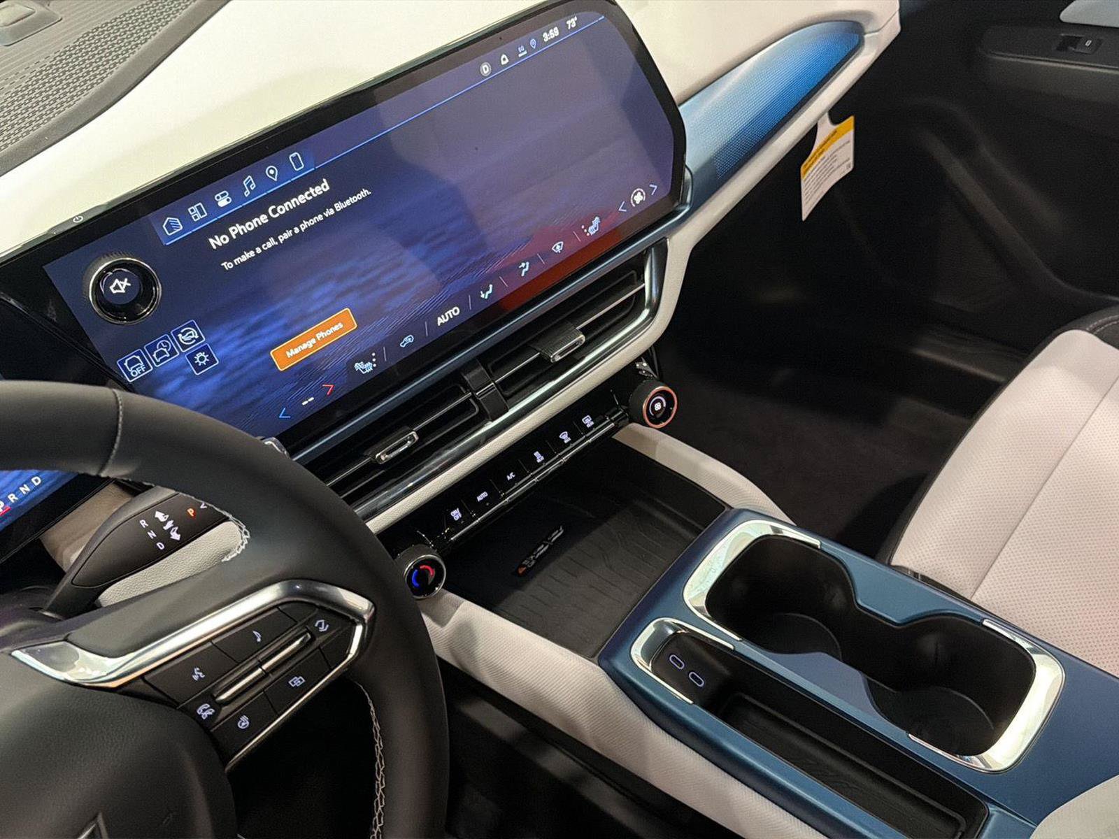 New 2026 Chevrolet Equinox EV LT FWD image 28
