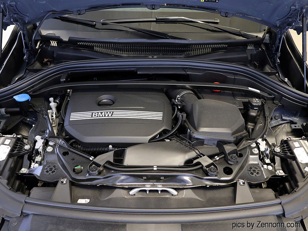 Used 2025 BMW X1 xDrive28i w/ Technology Package image 37