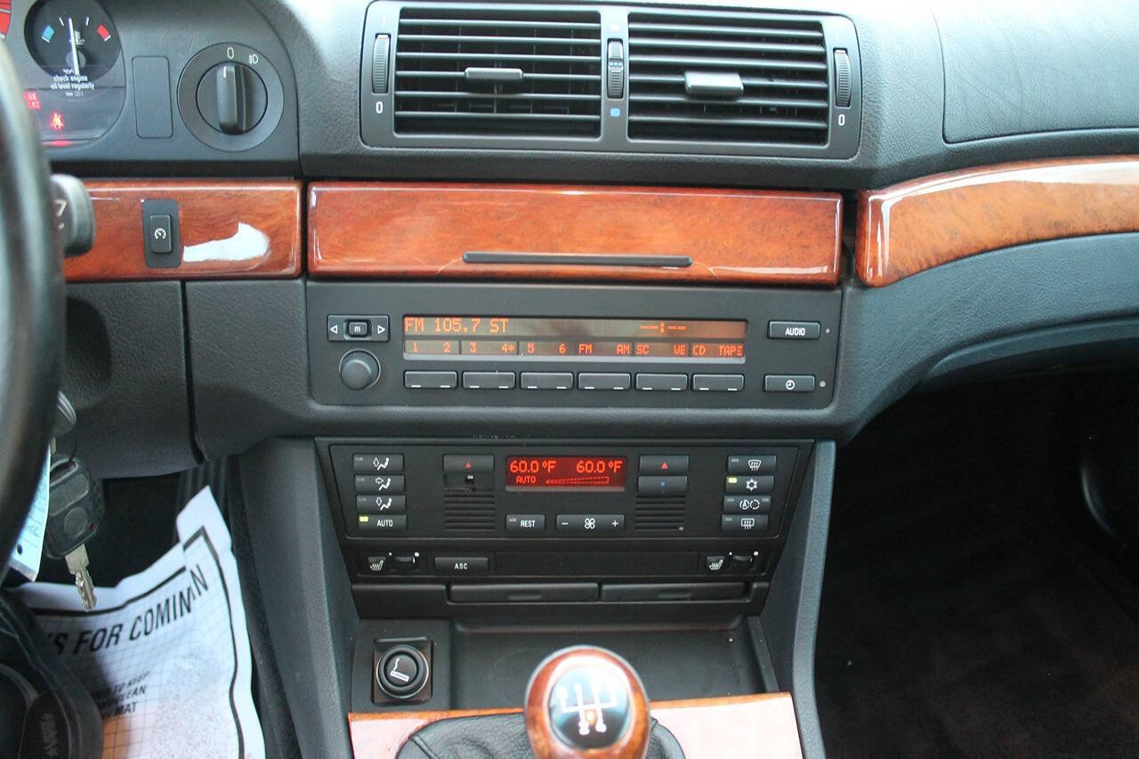 Used 1997 BMW 528i Sedan RWD image 38