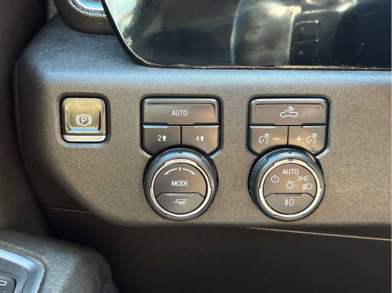 Used 2024 Chevrolet Silverado 1500 RST w/ Protection Package AWD/4WD image 29