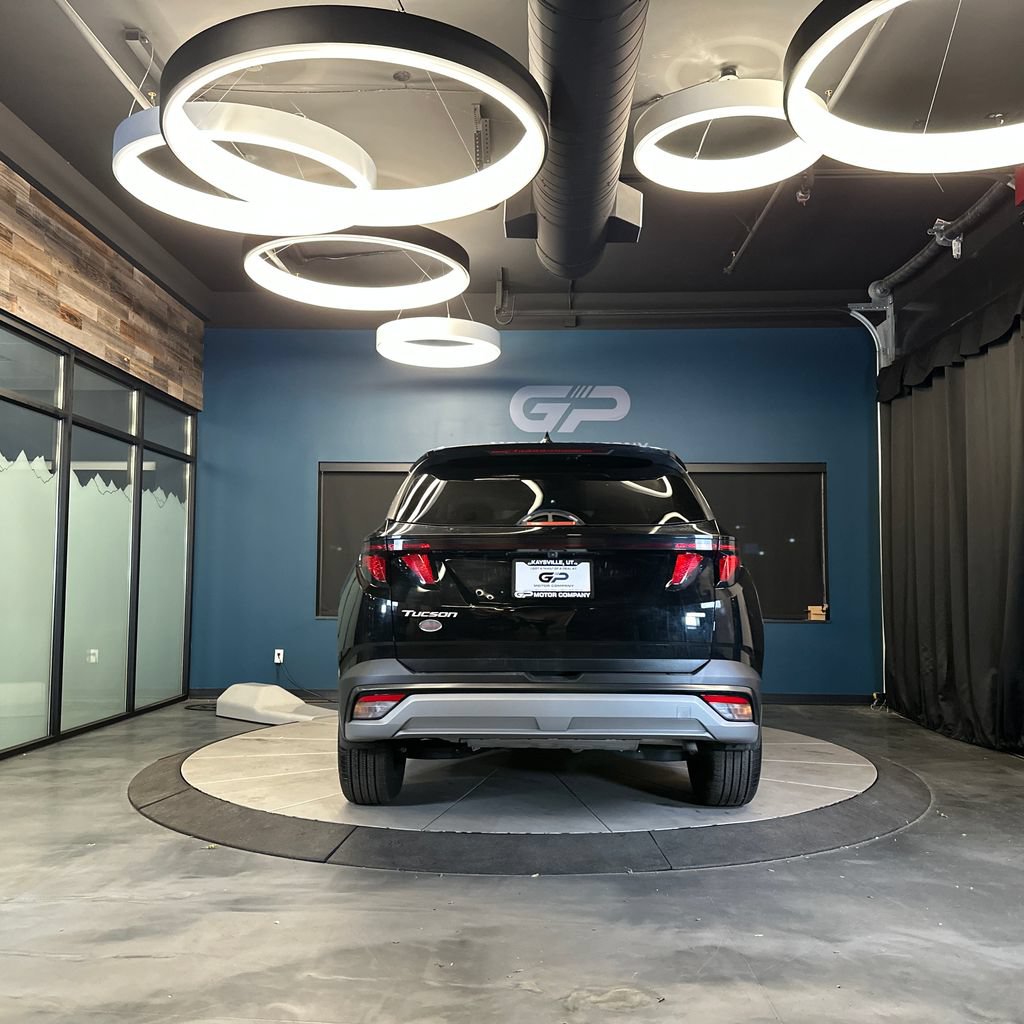 Used 2025 Hyundai Tucson SEL AWD/4WD image 4