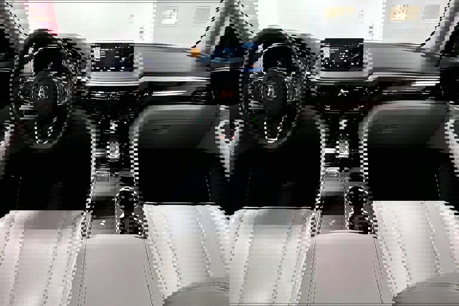 Used 2023 Acura MDX SH-AWD w/ Technology Package image 8