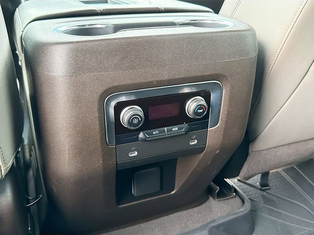 Used 2022 Chevrolet Tahoe Z71 image 25