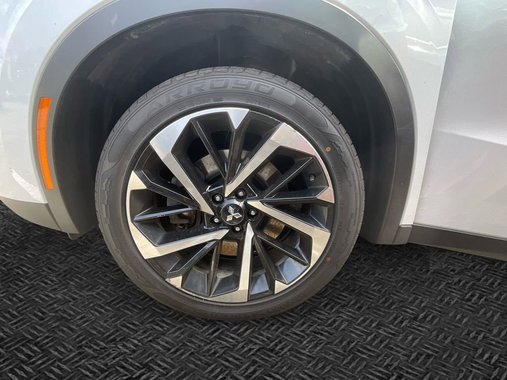 Used 2022 Mitsubishi Outlander ES AWD/4WD image 11