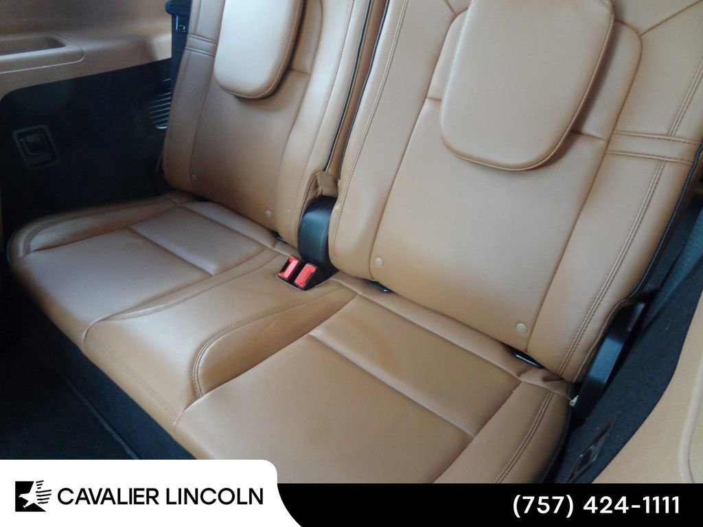 Used 2024 Lincoln Aviator Black Label w/ Dynamic Handling Package image 10