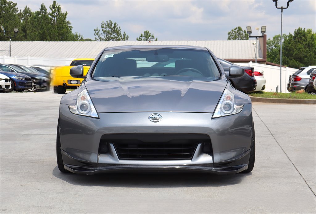 Used 2011 Nissan 370Z Coupe w/ Sport Pkg RWD image 2