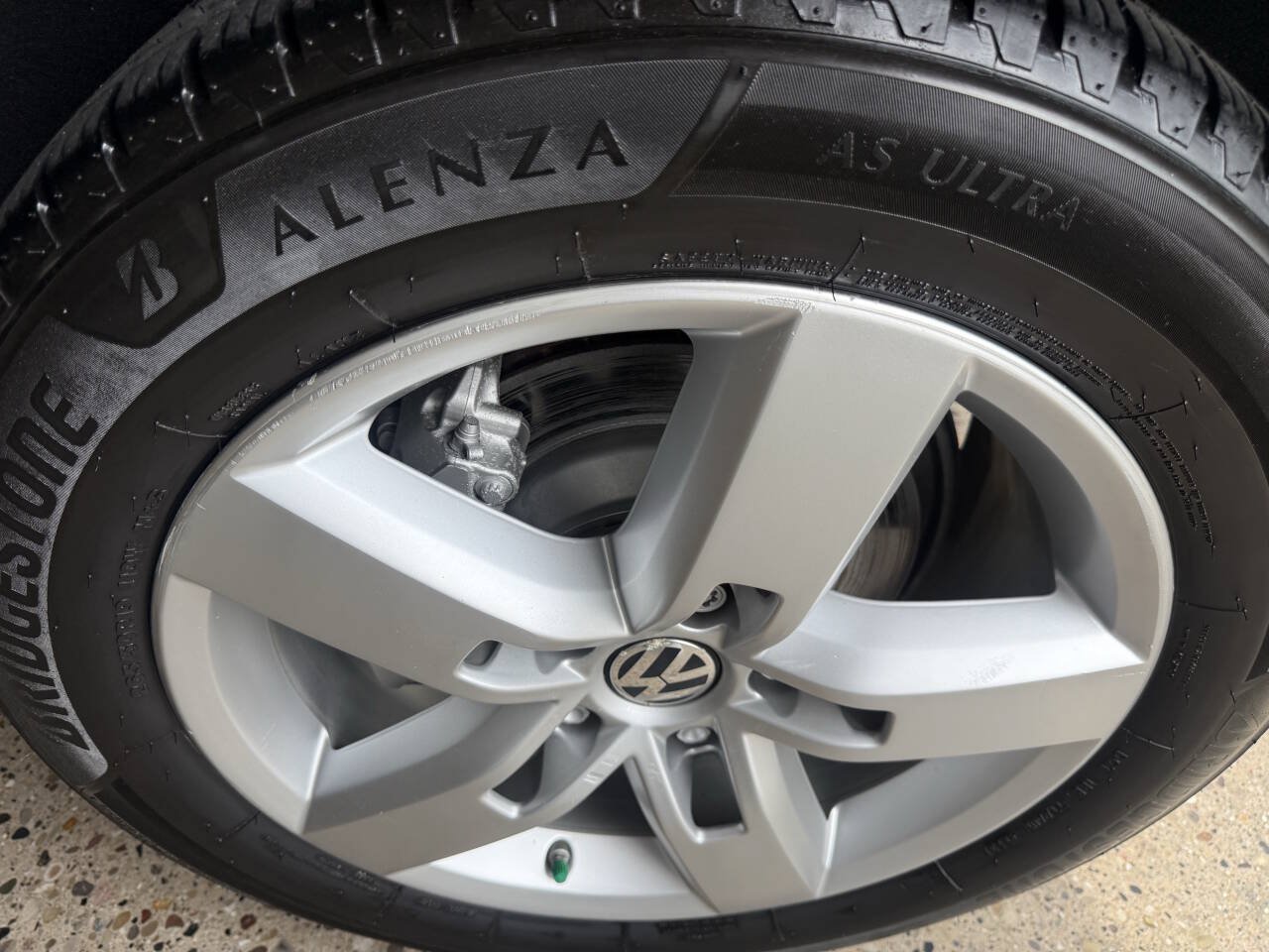 Used 2012 Volkswagen Touareg VR6 AWD/4WD image 24