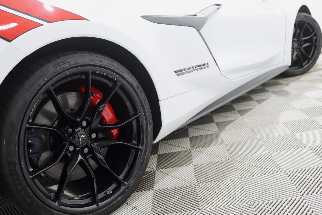 Used 2027 Chevrolet Corvette Grand Sport RWD image 13