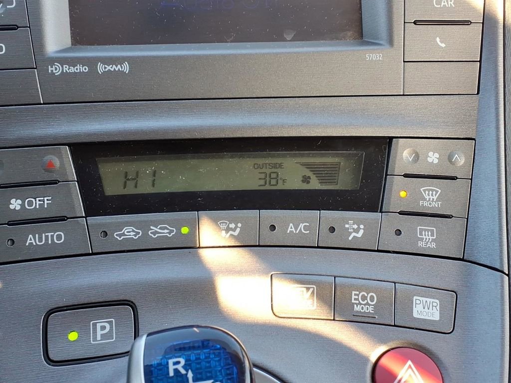 Used 2013 Toyota Prius Three w/ Solar Roof Pkg image 13