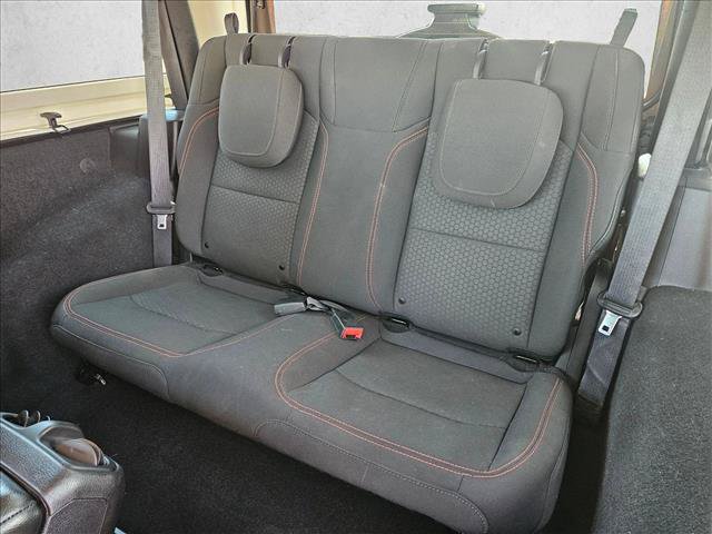 Used 2018 Jeep Wrangler Rubicon AWD/4WD image 21