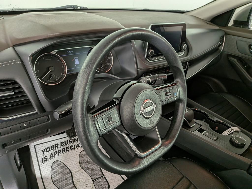 Used 2023 Nissan Rogue SV image 19