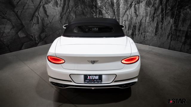 Used 2022 Bentley Continental GT image 17