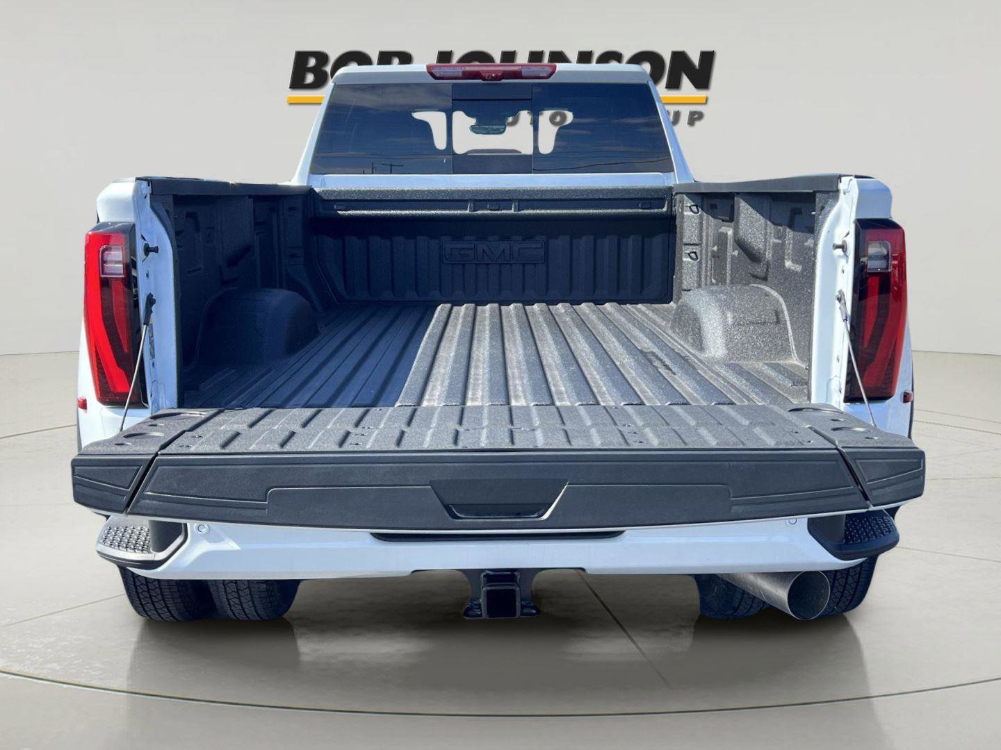 New 2026 GMC Sierra 3500 Denali Ultimate w/ LPO, Black Badging Package image 25