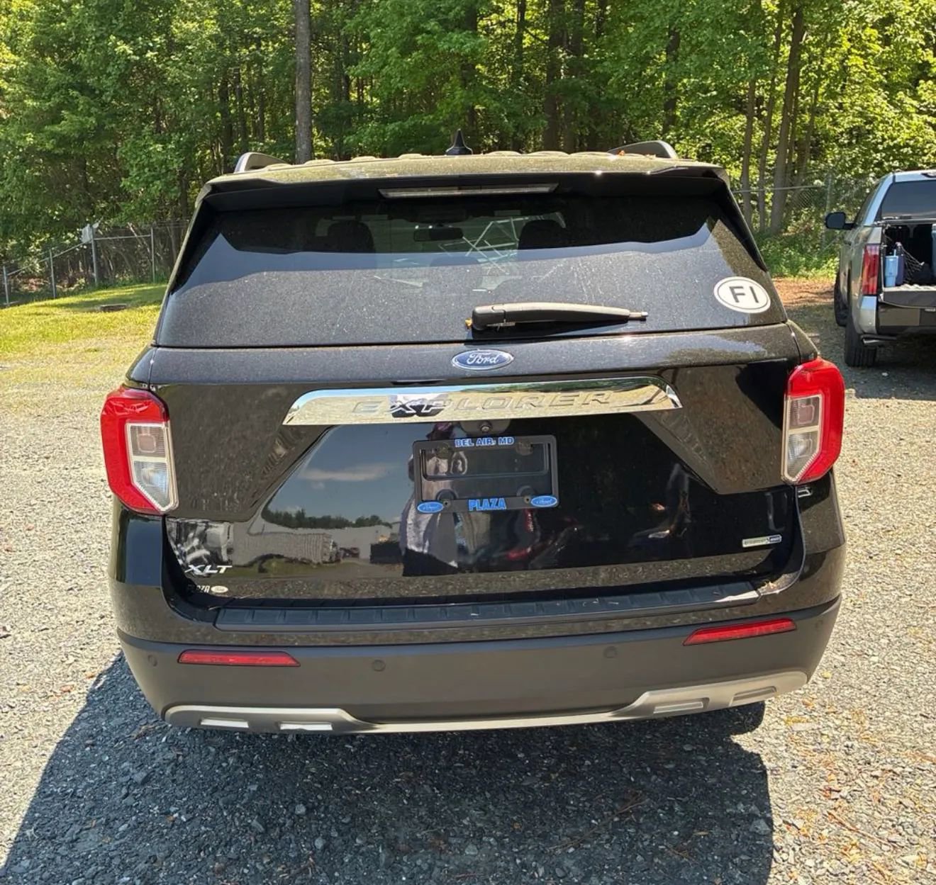Used 2020 Ford Explorer XLT w/ Equipment Group 202A AWD/4WD image 4
