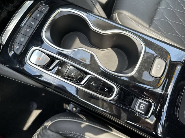 Used 2023 Buick Envision Avenir AWD/4WD image 24