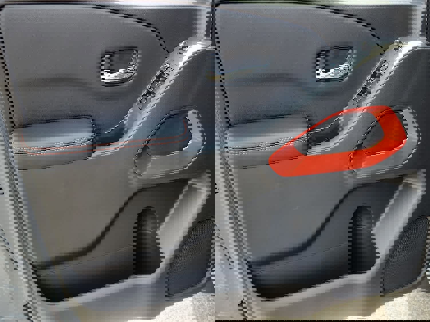 New 2025 Nissan Frontier PRO-4X AWD/4WD image 9