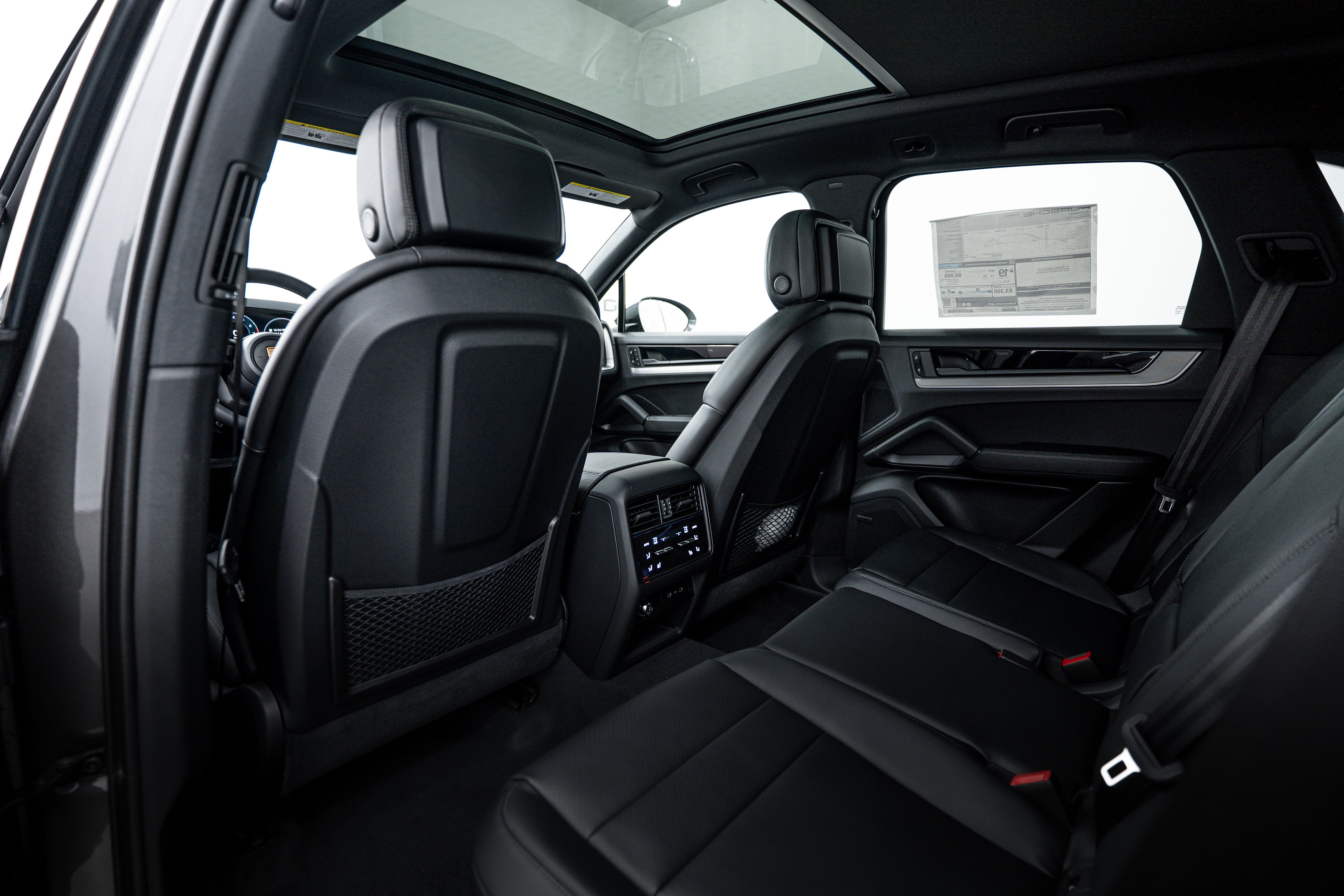 New 2026 Porsche Cayenne image 23