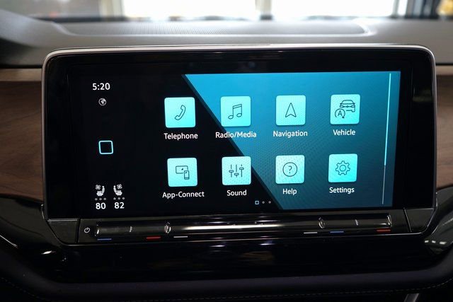 Used 2024 Volkswagen Atlas SE image 37