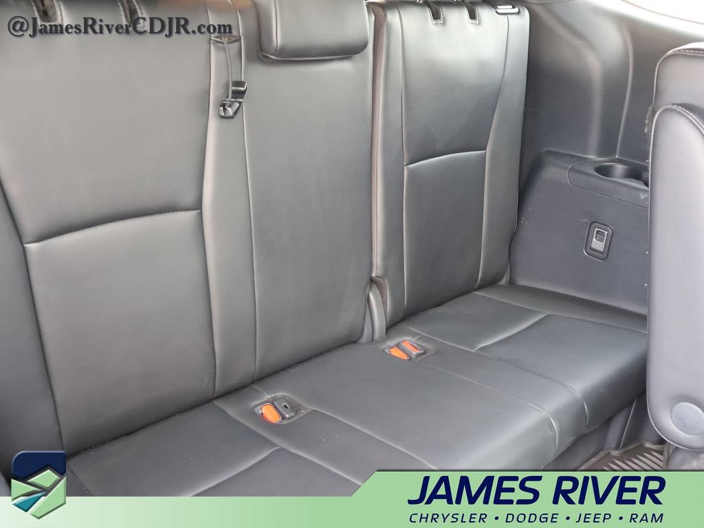 Used 2025 Toyota Highlander XSE AWD/4WD image 13