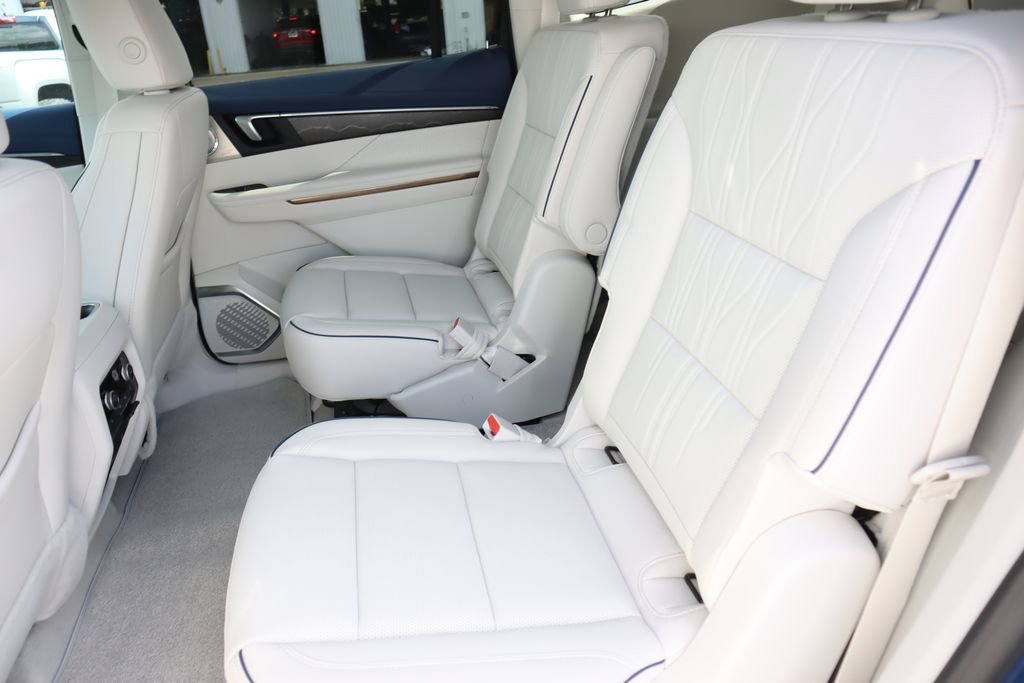 New 2026 Buick Enclave Avenir w/ Super Cruise Package image 22