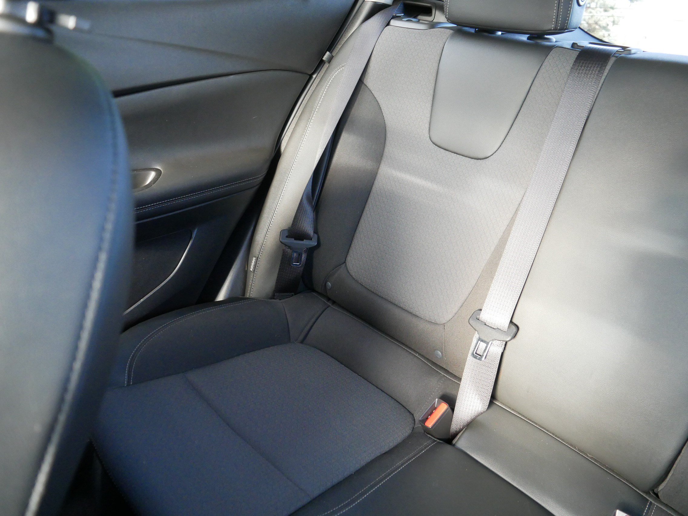 Used 2022 Buick Encore GX Preferred w/ Cold Weather Comfort Package AWD/4WD image 12