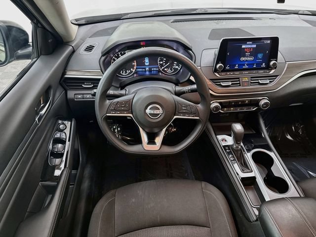 Used 2023 Nissan Altima 2.5 SV FWD image 20
