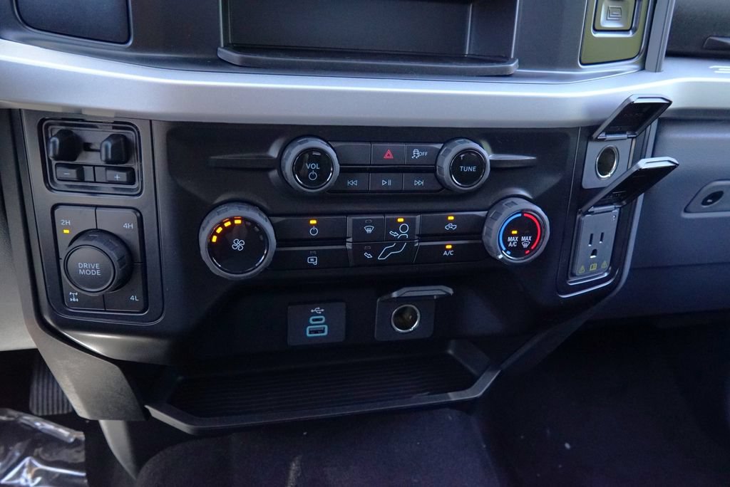 New 2026 Ford F350 XLT AWD/4WD image 15